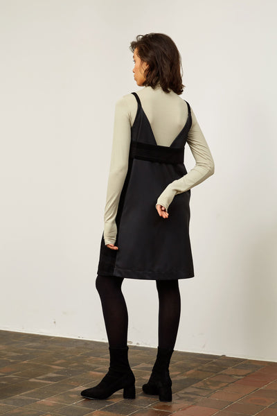 Shop babett corduroy dress black by Frisur on thegreenlabels.com