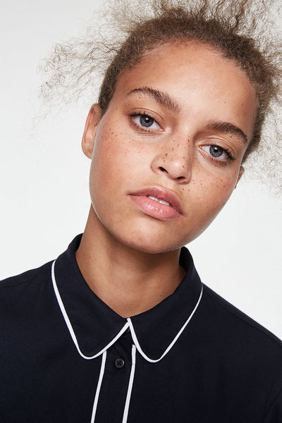 Shop annika shirt black by Armedangels on thegreenlabels.com