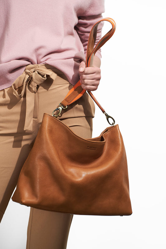 olivia horizontal shopper cognac by O My Bag on thegreenlabels