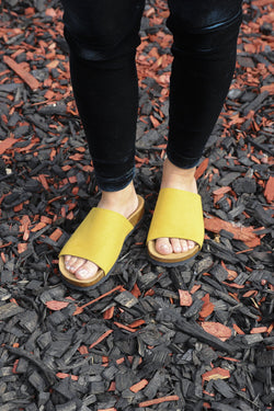 JENNY MUSTARD vegan slide-on