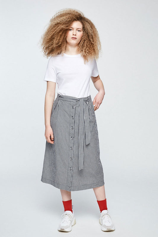 Shop maarielle vichy skirt black by Armedangels on thegreenlabels.com