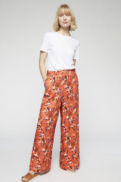 naimaa tropical spirit pants carrot by Armedangels on thegreenlabels