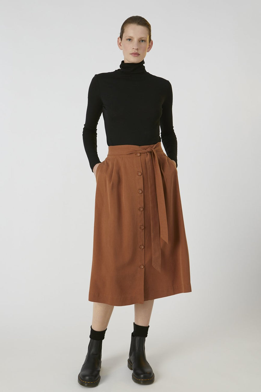 juliaana skirt maroon by ARMEDANGELS on thegreenlabels