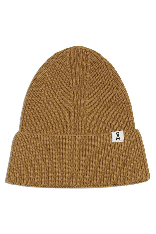 maax beanie caramel butter by ARMEDANGELS on thegreenlabels