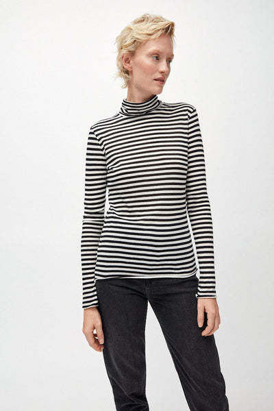 malenaa secondskin top stripes by ARMEDANGELS on thegreenlabels