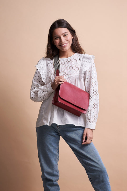 audrey ruby classic leather by O My Bag on thegreenlabels