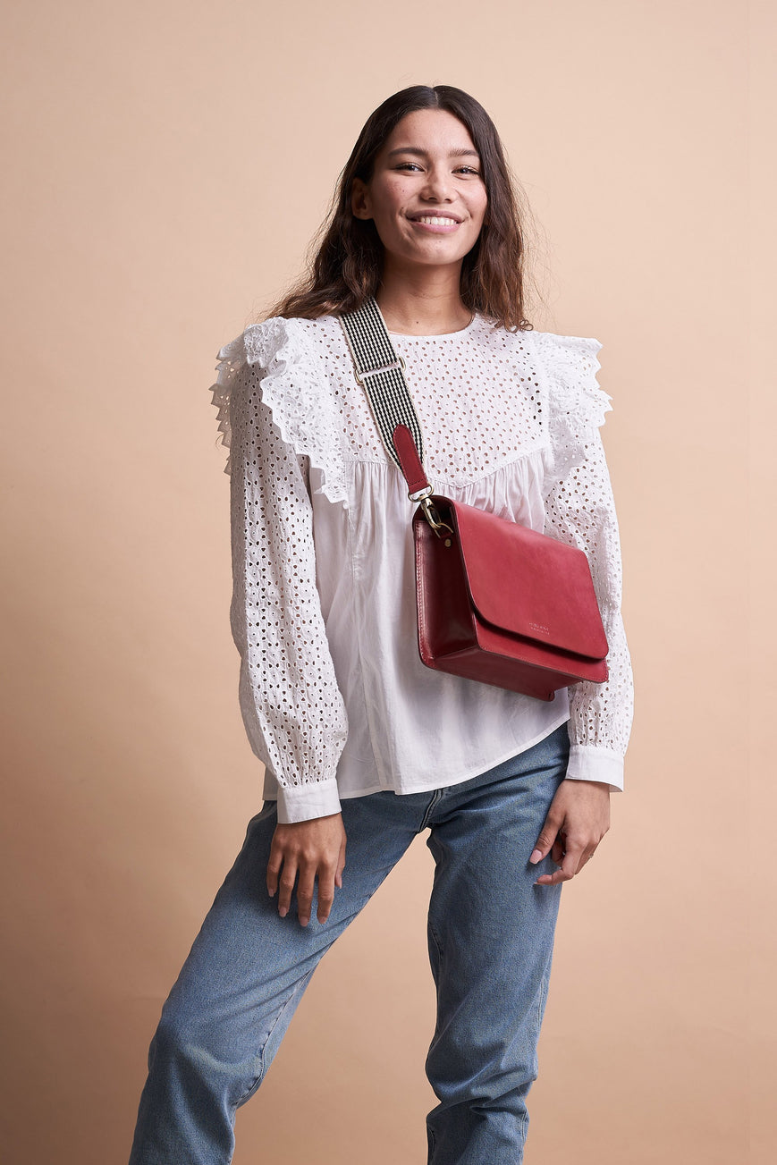 audrey ruby classic leather by O My Bag on thegreenlabels