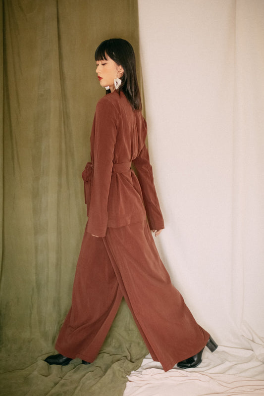 Shop tie blazer rust by Cossac at thegreenlabels