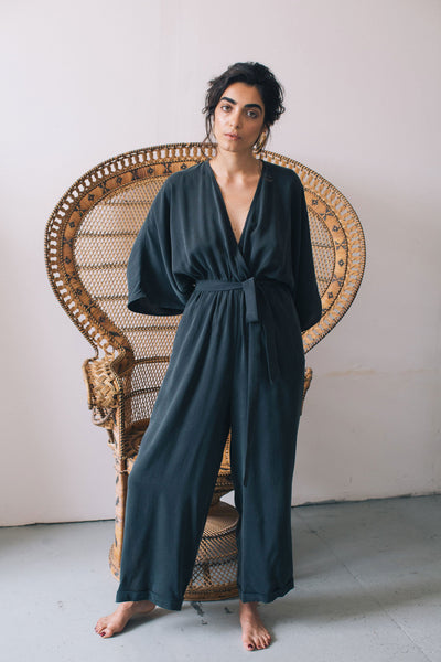 Shop kimono jumpsuit black by Cossac on thegreenlabels