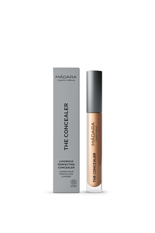 shop concealer almond by Mádara at thegreenlabels.com