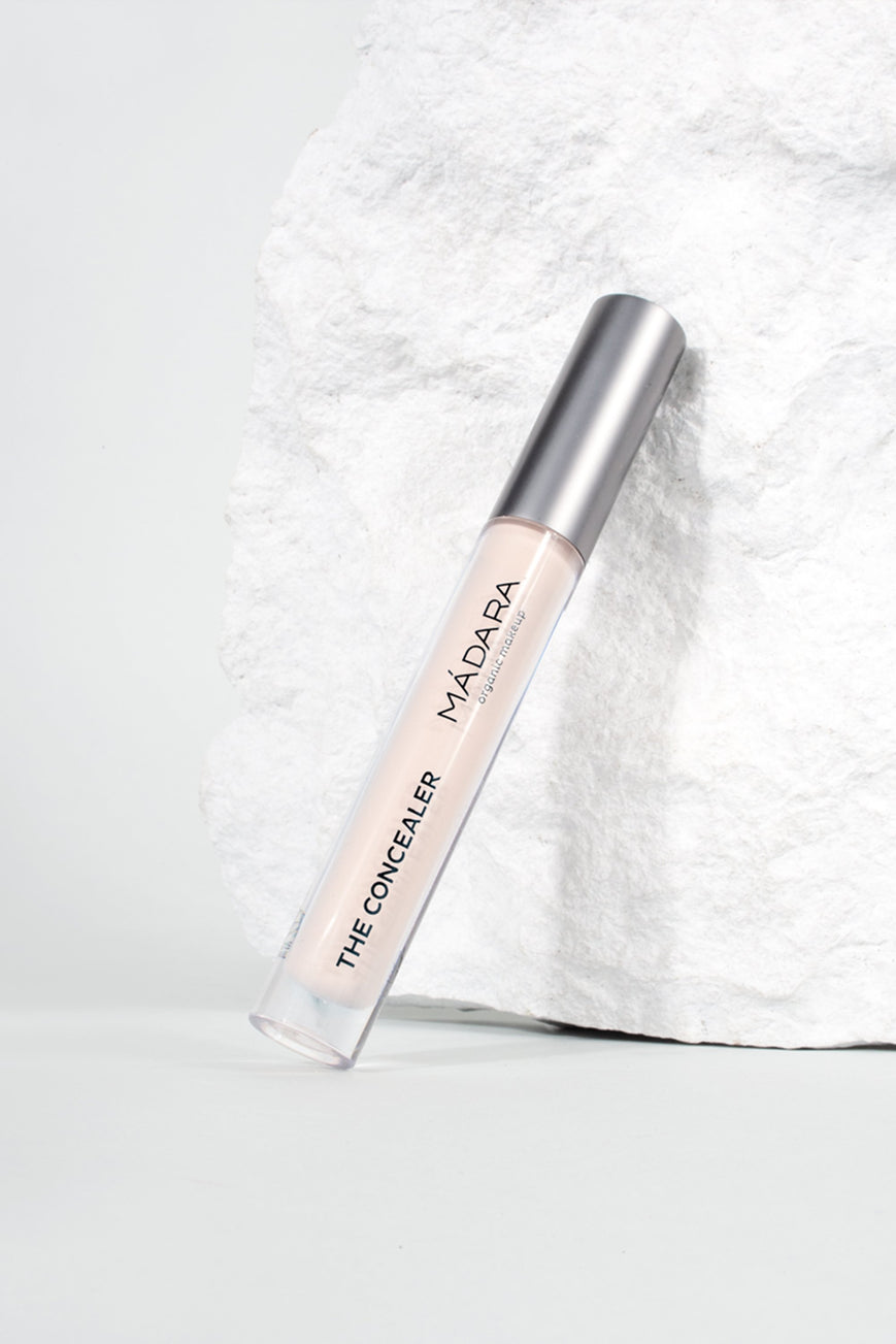 shop concealer vanilla by Mádara at thegreenlabels