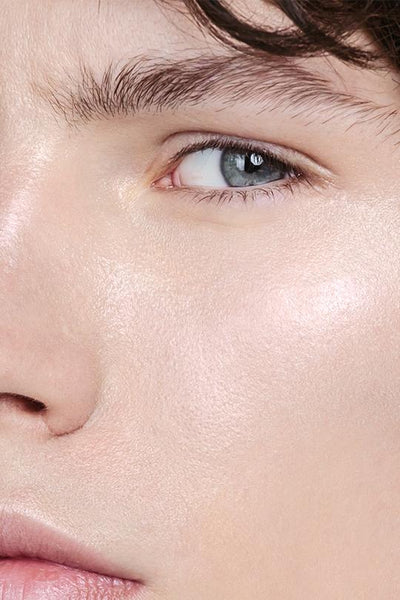 concealer latte by Mádara on thegreenlabels.com