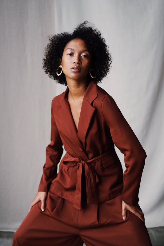 Shop tie blazer rust by Cossac at thegreenlabels