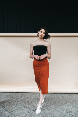 Shop balos skirt rust by Rita Row on thegreenlabels