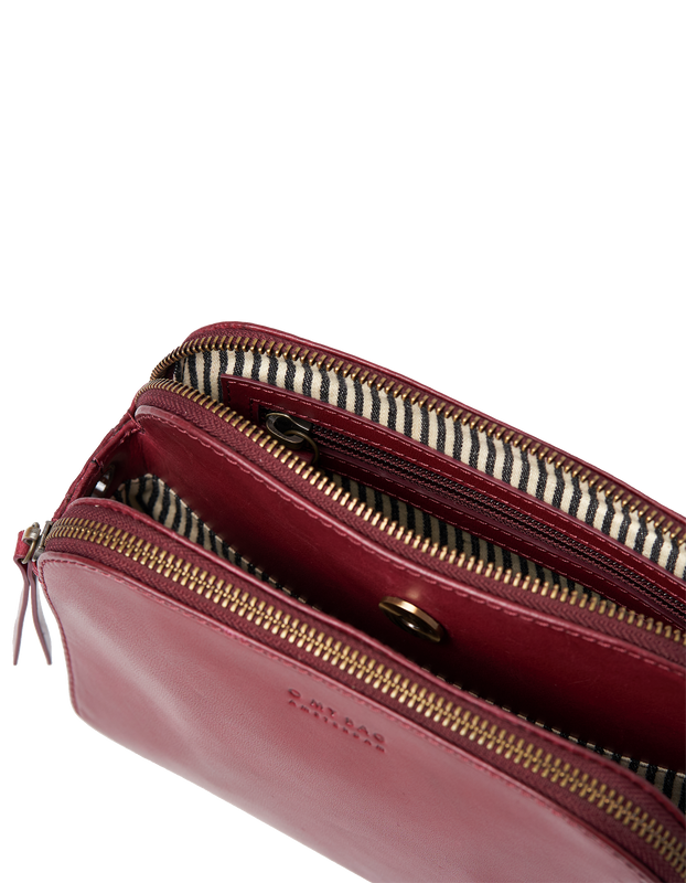 emily ruby classic leather by O My Bag on thegreenlabels