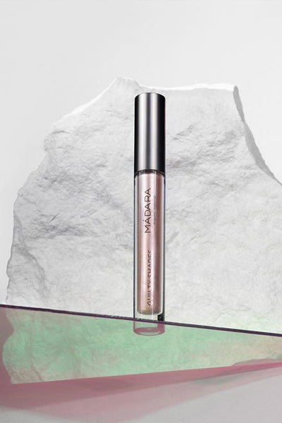 eye & cheeks multi shadow lizard by Mádara on thegreenlabels.com