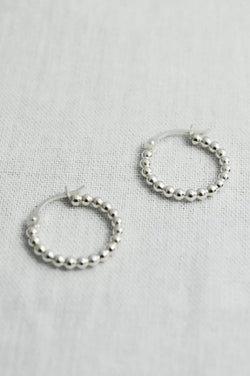 dotted earhoops