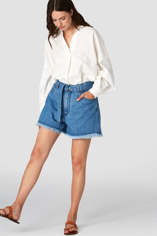 shop alice belted shorts light marble by Kings Of Indigo on thegreenlabels