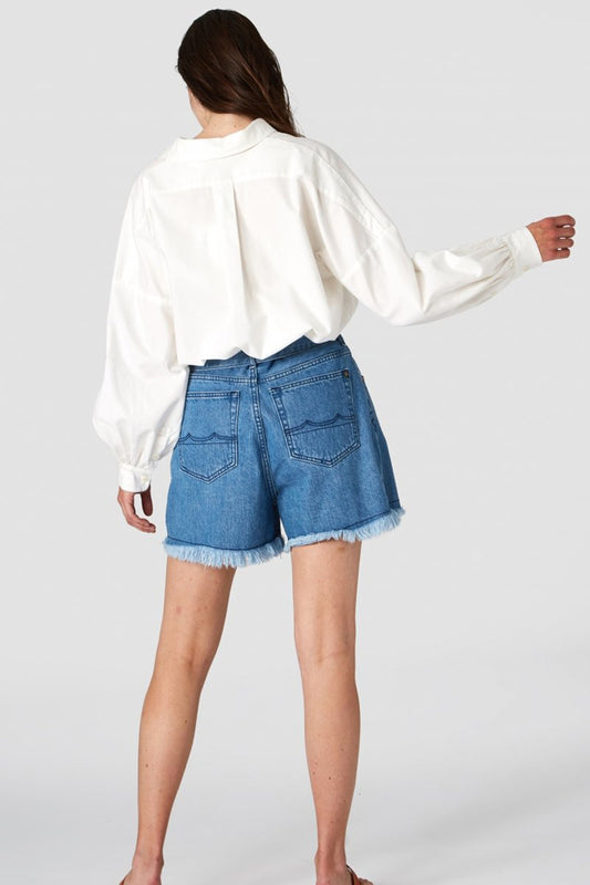 shop alice belted shorts light marble by Kings Of Indigo on thegreenlabels