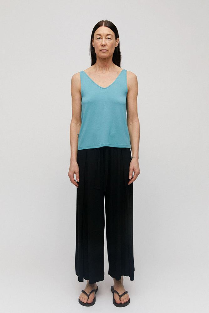 Shop karolinaa black culotte by ARMEDANGELS on thegreenlabels.com