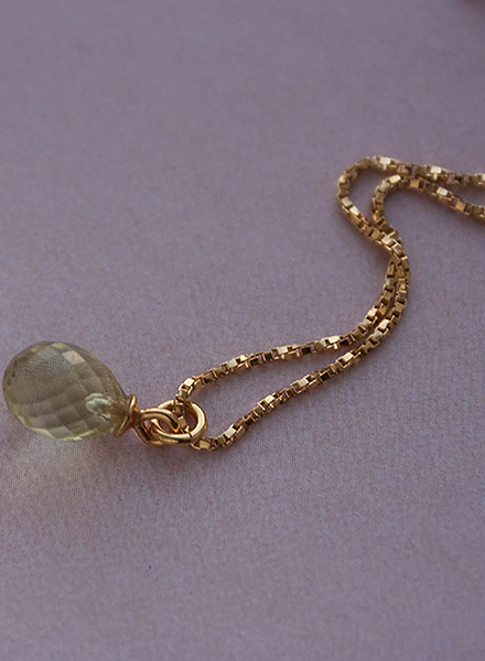 lemon quartz necklace gold by Neinties on thegreenlabels