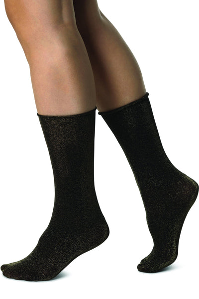 lisa lurex socks gold by Swedish Stockings on thegreenlabels.com