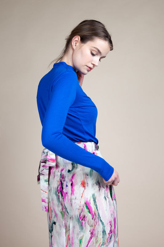 eva long sleeve top blue by Frisur at thegreenlabels