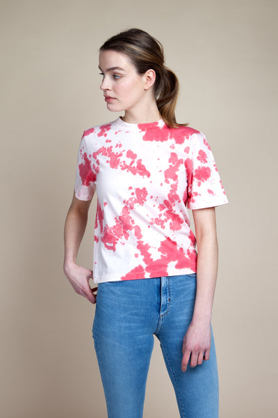 shop moon t-shirt pink by by Signe at thegreenlabels