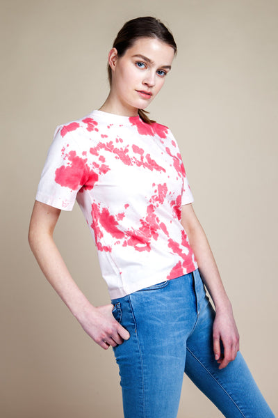 shop moon t-shirt pink by by Signe at thegreenlabels