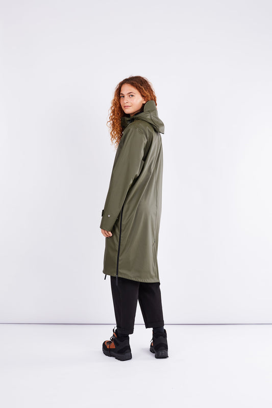 Shop  raincoat original army green by Maium at thegreenlabels