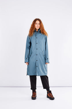 Shop raincoat original blue grey by Maium at thegreenlabels