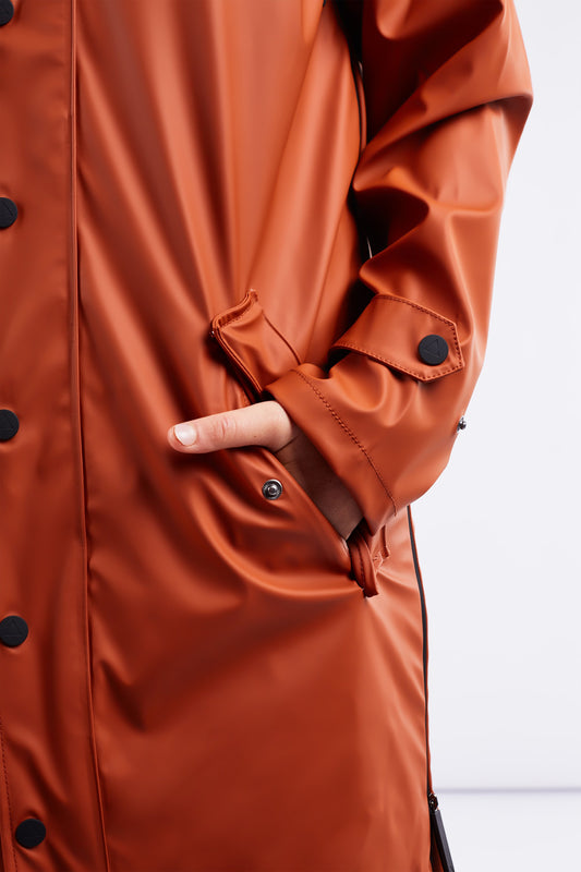 Shop raincoat original ginger brown by Maium on thegreenlabels