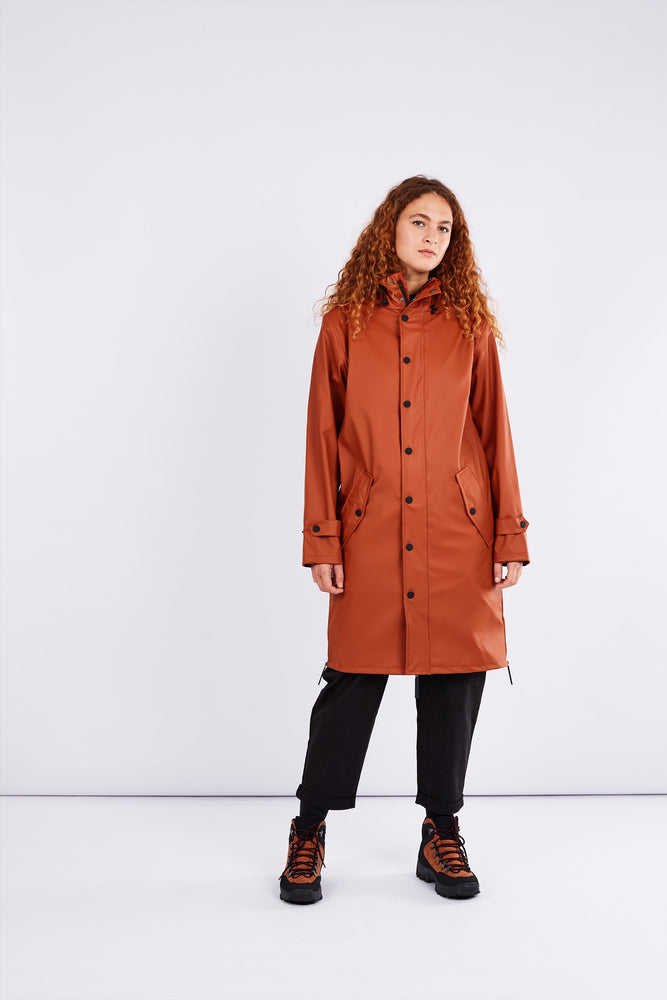 Shop raincoat original ginger brown by Maium on thegreenlabels