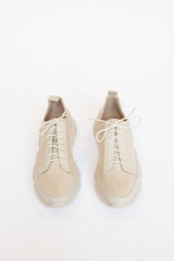 Shop gia sneaker taupe by Collection & Co on thegreenlabels.com