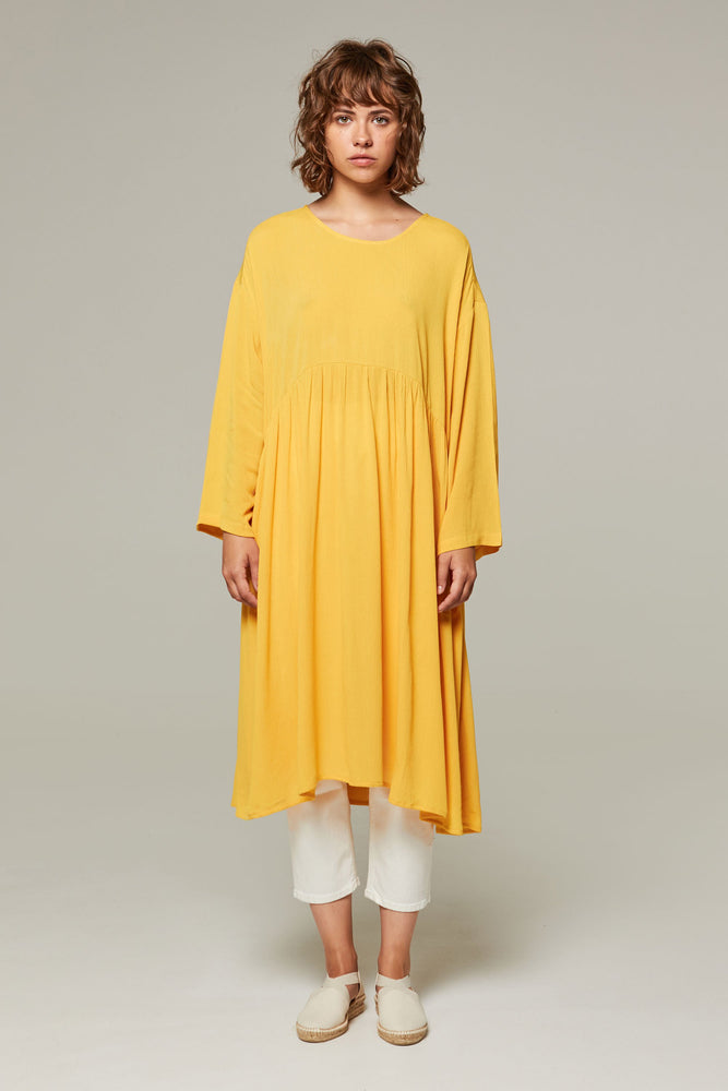 Shop flamenco dress yellow by Rita Row on thegreenlabels