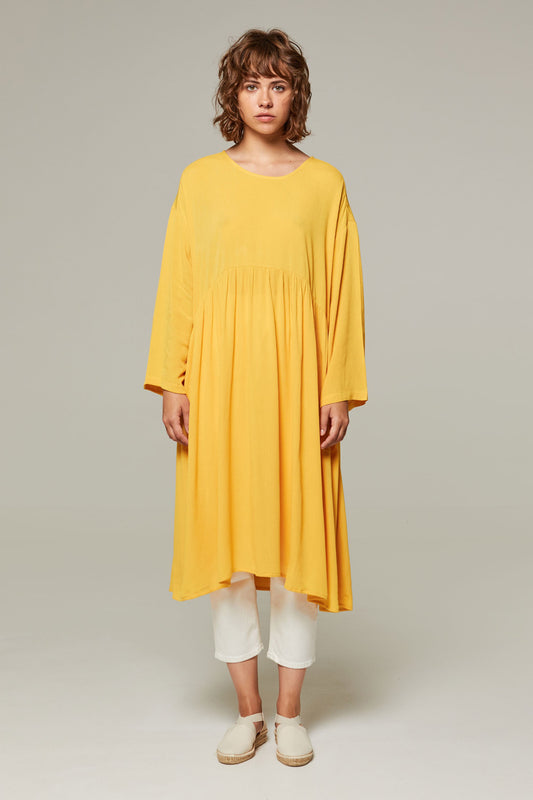 Shop flamenco dress yellow by Rita Row on thegreenlabels