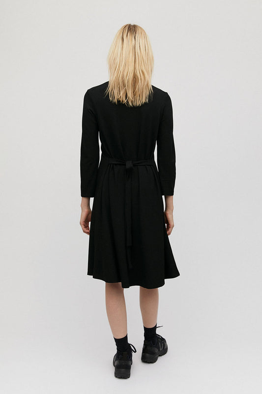 shop sinaa dress black by ARMEDANGELS on thegreenlabels.com
