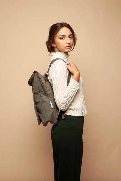 KLAK backpack airy olive by pinqponq on thegreenlabels