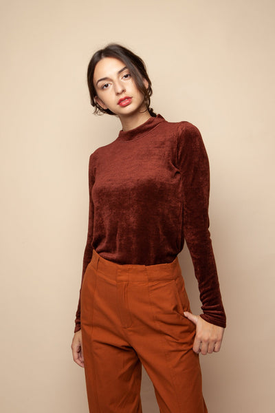 eva long sleeve top brown by Frisur on thegreenlabels