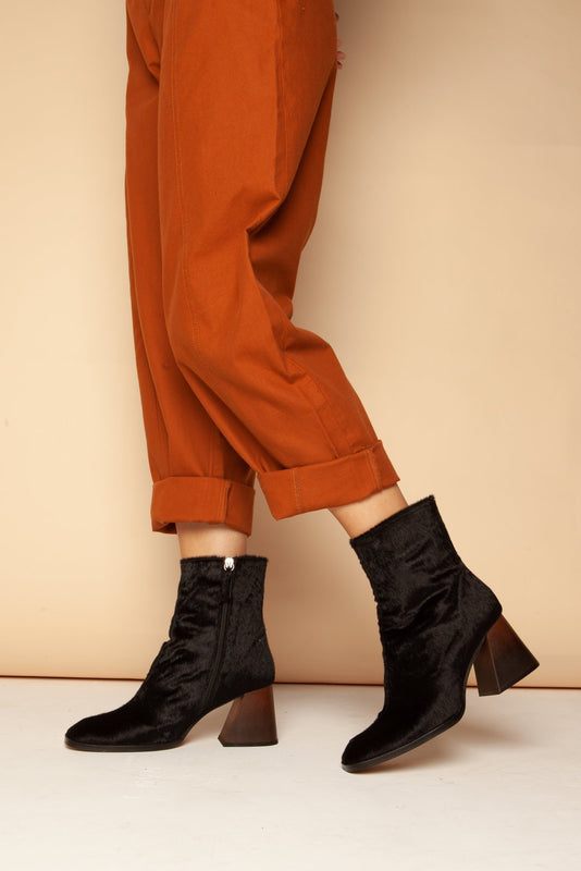 Georgina Potro Black by Mireia Play    on thegreenlabels