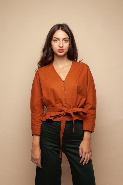 dollie shirt eco cognac by Frisur on thegreenlabels