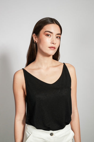 Shop triangle black top by JAN’N JUNE on thegreenlabels.com