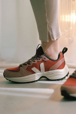 shop venturi suede rouille dried-petal pierre by Veja at thegreenlabels