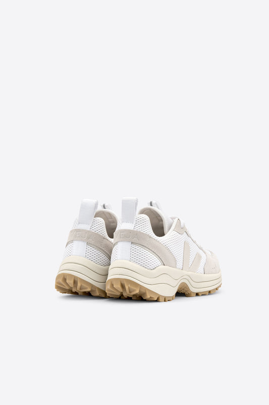 shop venturi white pierre natural sneaker by veja at thegreenlabels