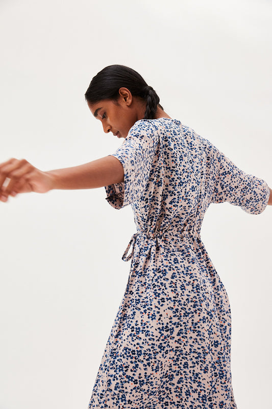 Shop viktoriaa flower sprinkle dress by ARMEDANGELS on thegreenlabels.com