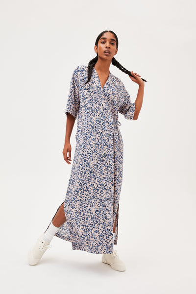 Shop viktoriaa flower sprinkle dress by ARMEDANGELS on thegreenlabels.com