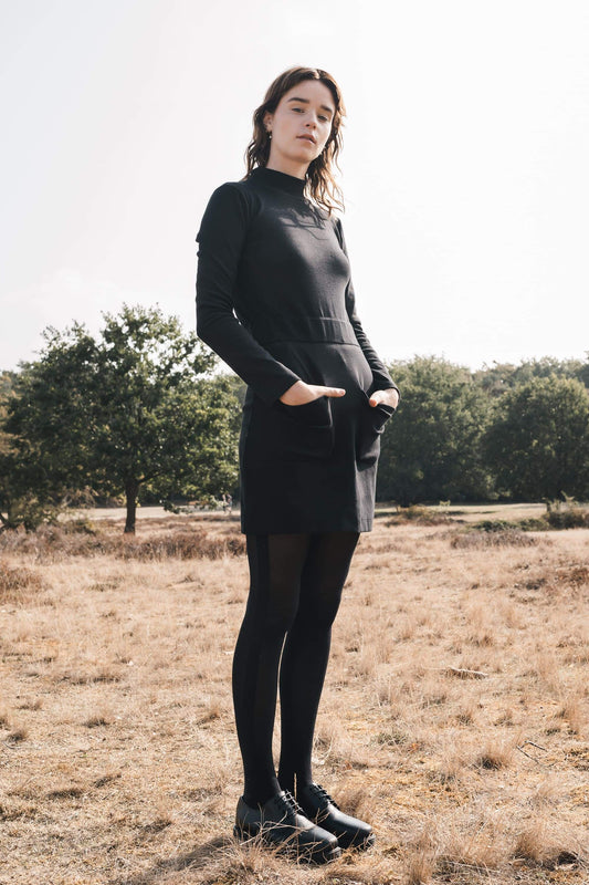 andrea smoking stockings tights black by Swedish Stockings on thegreenlabels.com