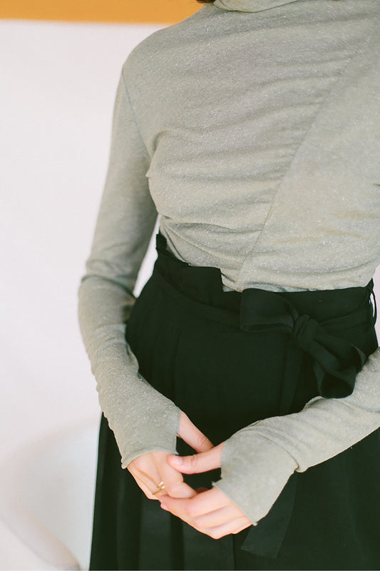 black trousers by Cossac on thegreenlabels