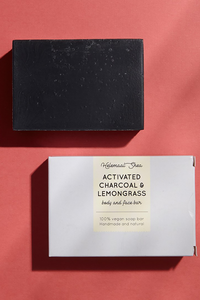 activated charcoal & Lemongrass body & hand bar by Helemaal Shea