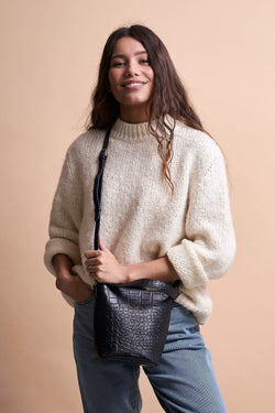  Shop bobbi bucket bag black classic croco leather by O My Bag at thegreenlabels